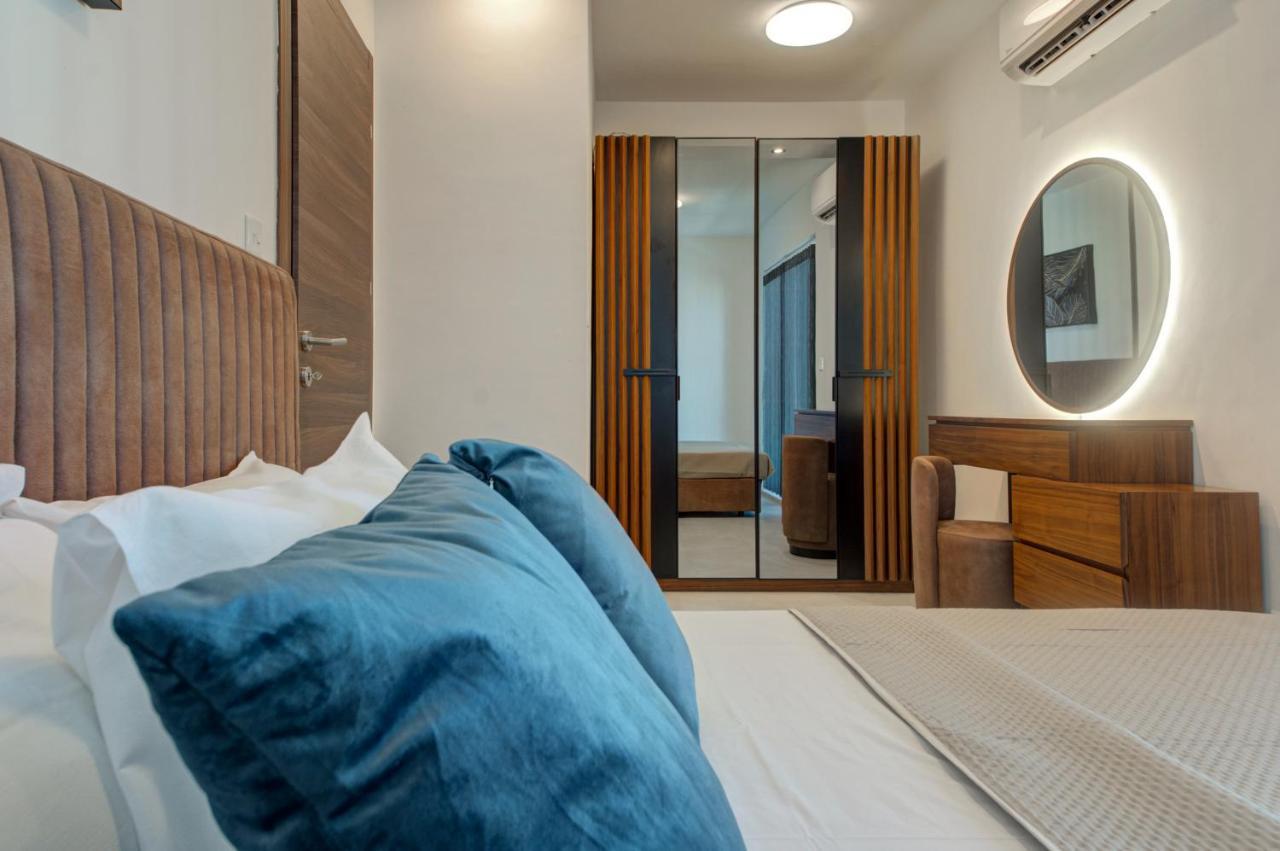 Central Apartments St. Paul's Bay Bagian luar foto