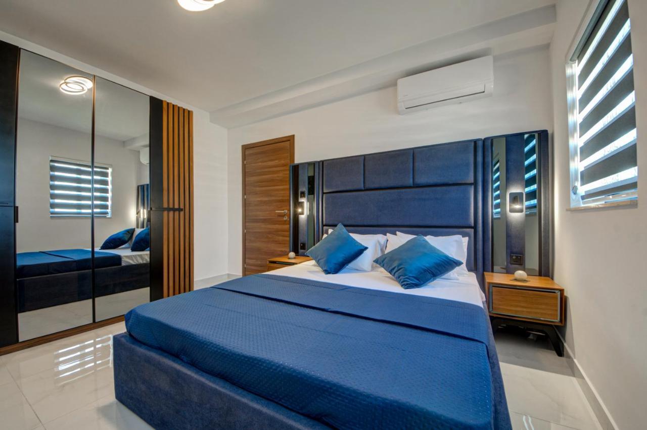 Central Apartments St. Paul's Bay Bagian luar foto